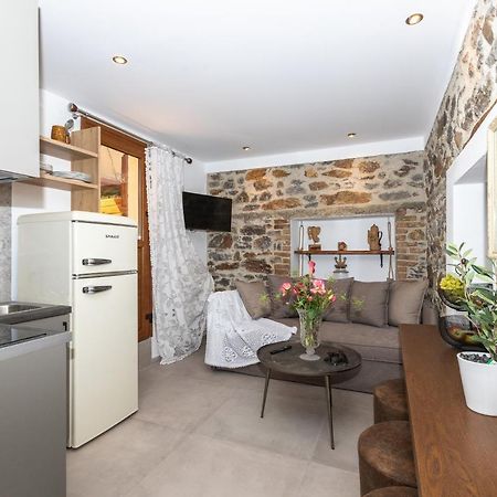 Nymphes House Pefkochori Βίλα Εξωτερικό φωτογραφία